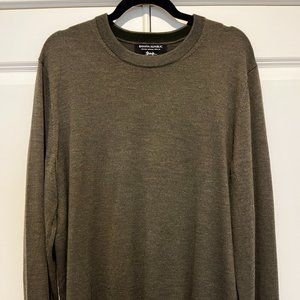 Banana Republic Merino Sweater - Lightly Used Olive Green  Size Large